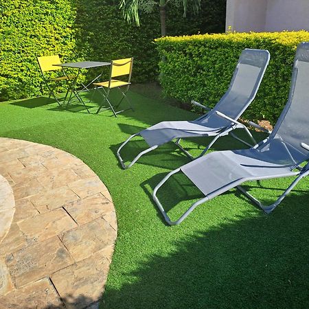 אלביון Appartement Paisible Avec Jardin & Piscine מראה חיצוני תמונה