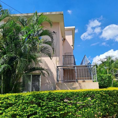 אלביון Appartement Paisible Avec Jardin & Piscine מראה חיצוני תמונה