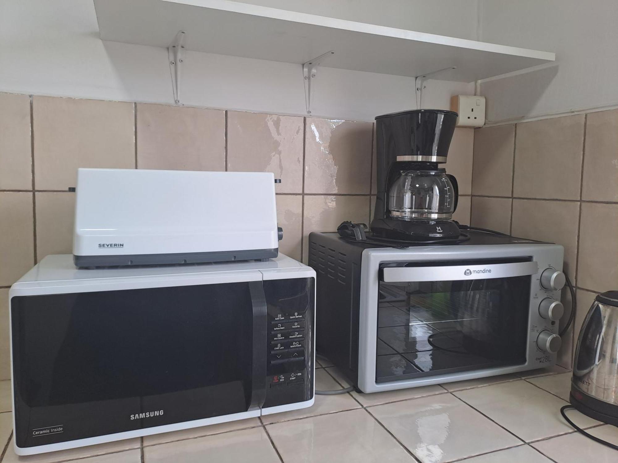 אלביון Appartement Paisible Avec Jardin & Piscine מראה חיצוני תמונה