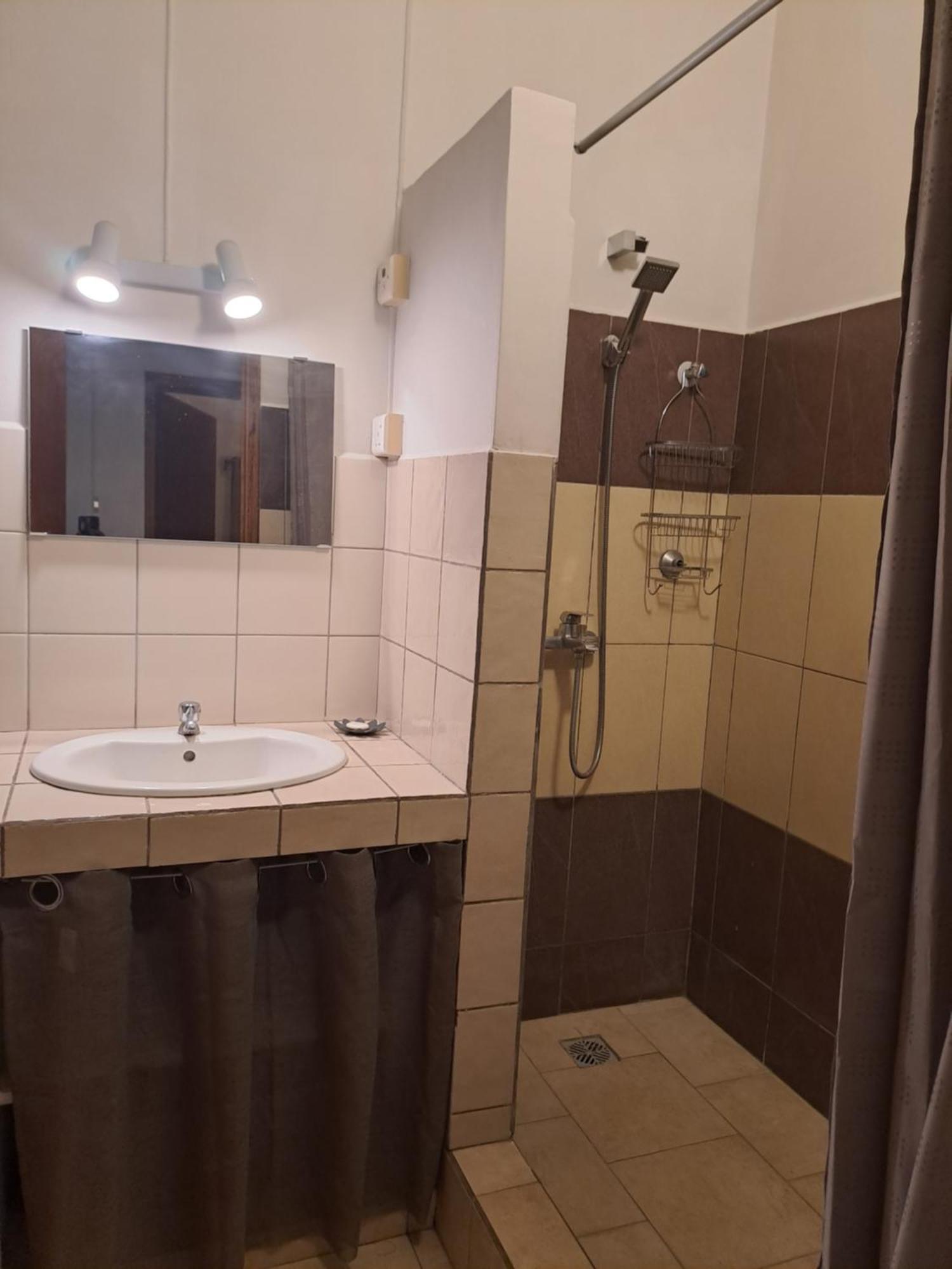 אלביון Appartement Paisible Avec Jardin & Piscine מראה חיצוני תמונה